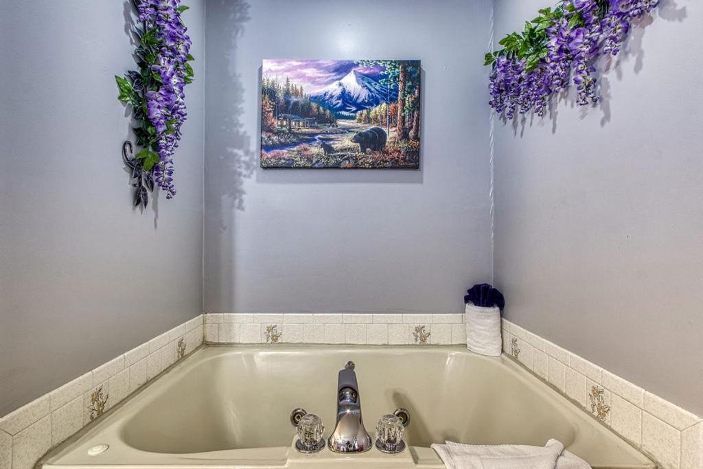 Adalynn'S Mountain Retreat-Hot Tub, 1089 Of Free Tickets For Each Paid Day, Dollywood And More! Pigeon Forge Εξωτερικό φωτογραφία